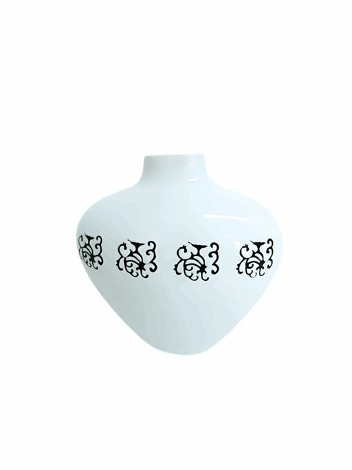 { Vas Brianna, Oval { shop_name }} Default Title Pryloasen