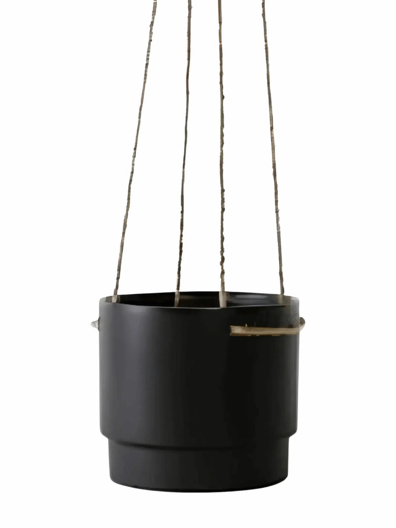 { Hedda Ampel Sand, Mystisk, Svart { shop_name }} Svart KRIFON